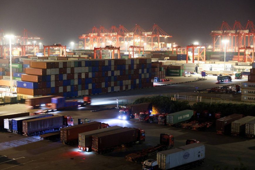U.S. indicts seven Chinese over shipping container conspiracy