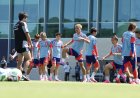 Stock investors eye deep run for Japan at World Cup