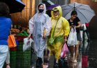 Asia’s vendors grapple with rising costs of ever-present plastics