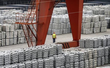 Aluminum’s war shock blunted by dark transits and Chinese supply