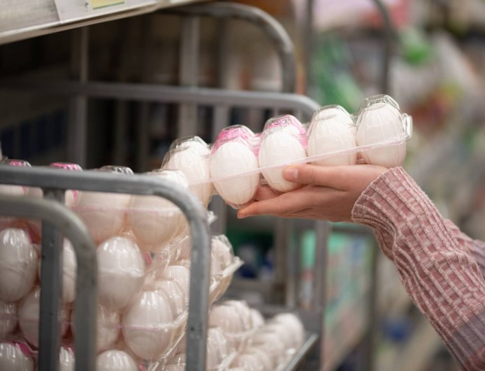 Prices of chicken and eggs in Japan hit record highs