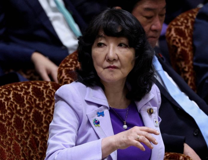 Katayama-Bessent call pulls yen back as it approaches four-decade low