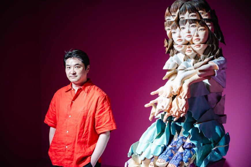 This is not AI. It’s intentionally, painstakingly human-made art.