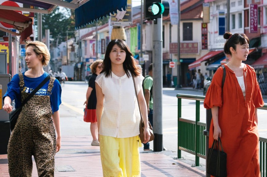 An implausible but engaging crime drama unfolds in ‘Magical Secret Tour’