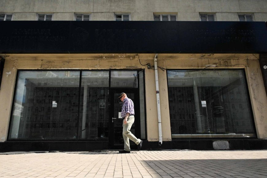 Russia’s small businesses pay the price of spiraling Ukraine war