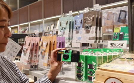 Fujifilm’s QuickSnap celebrates 40 years amid renewed interest in analog