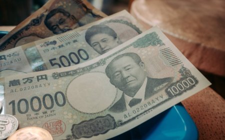 Yen’s worst week since May brings it close to ¥165 vs. dollar