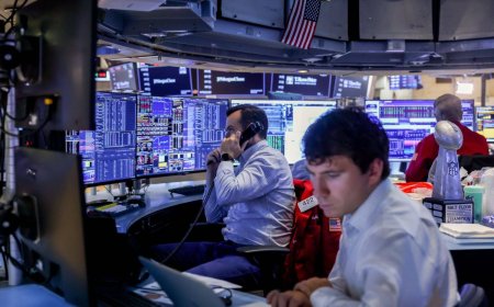 U.S. Federal Reserve’s ‘hawkish hold’ leaves investors lacking clarity