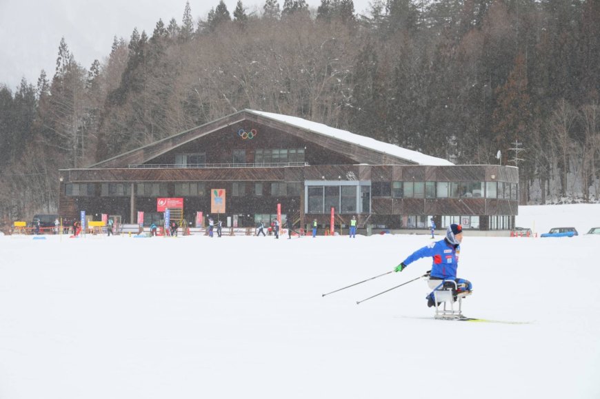 Roadside land prices rise in popular Japanese tourist sites