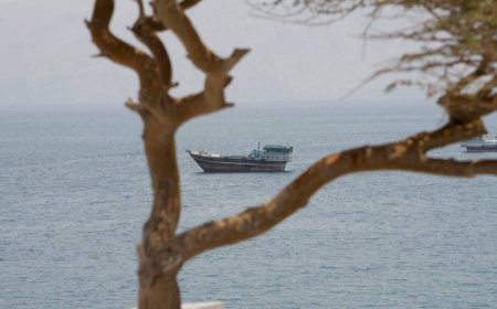 Covert Mideast oil flows are keeping global prices in check