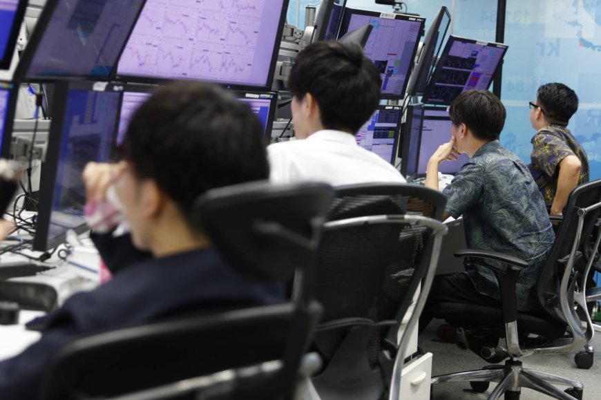 Carry traders exploit intervention to rebuild yen shorts