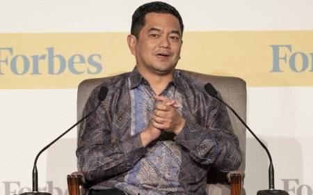 Indonesia’s richest family moves over $1 billion offshore amid turmoil