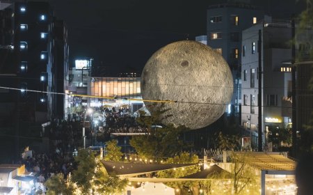 Moons, mazes, mountains: Japan’s art scene this fall will tickle your fancy