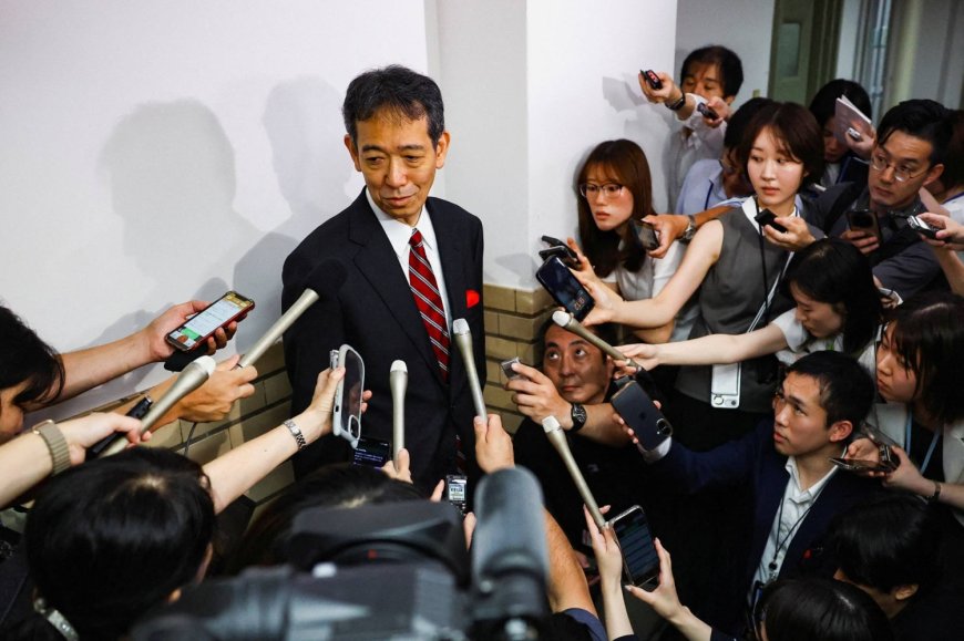 Yen’s moves a mystery as intervention dismissed
