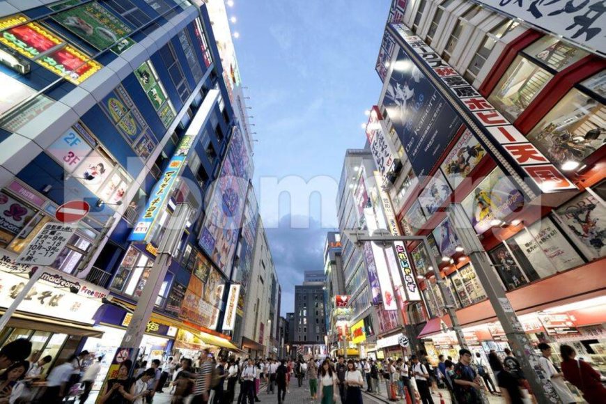 Sentiment turns positive among big Japanese firms in July-September