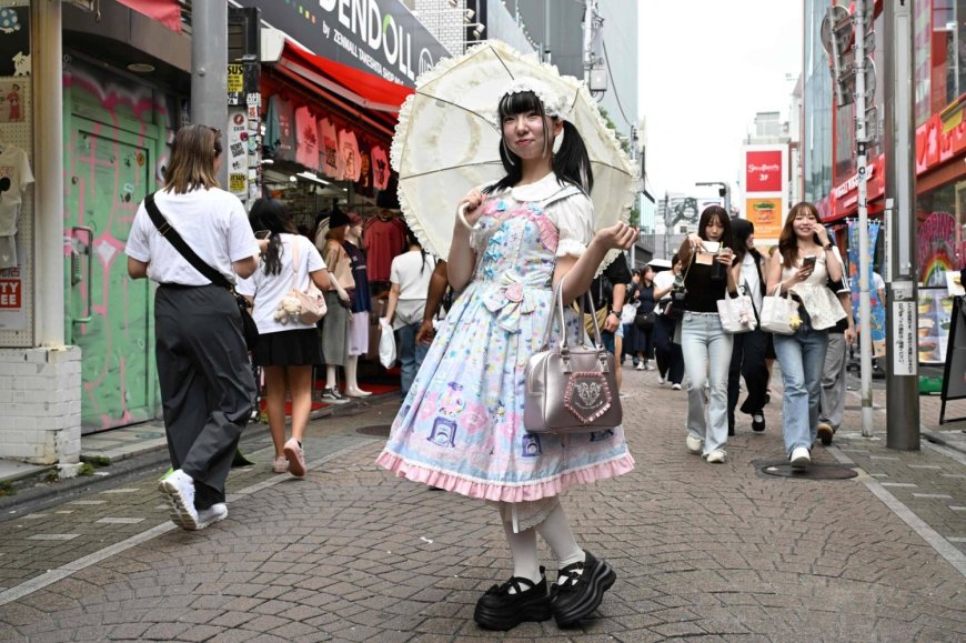 Japanese feminist theater troupe fights misogyny in ‘cute’ Gothic Lolita fashion