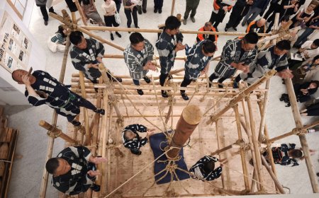 In Maebashi, the city-making is the art