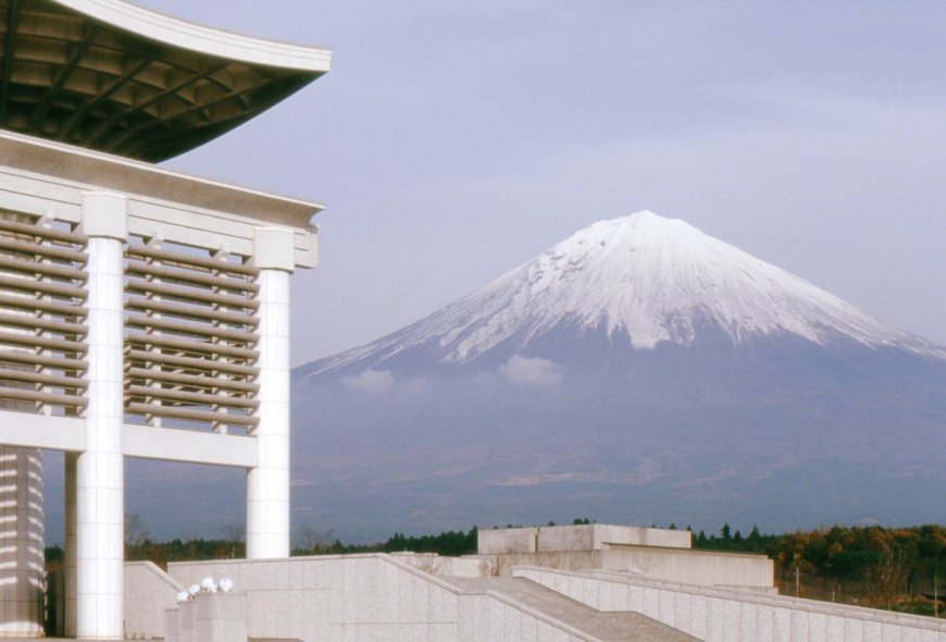 ‘Vanishing Japan’ asks what is lost when buildings fall